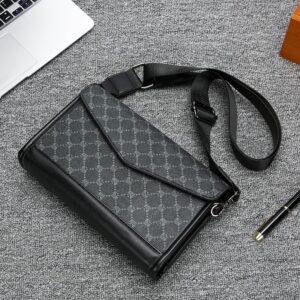 Crossbody leather bag