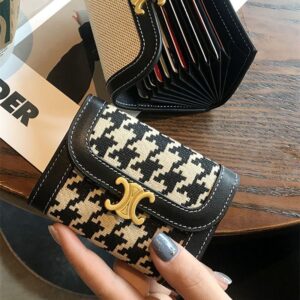 Houndstooth card holder